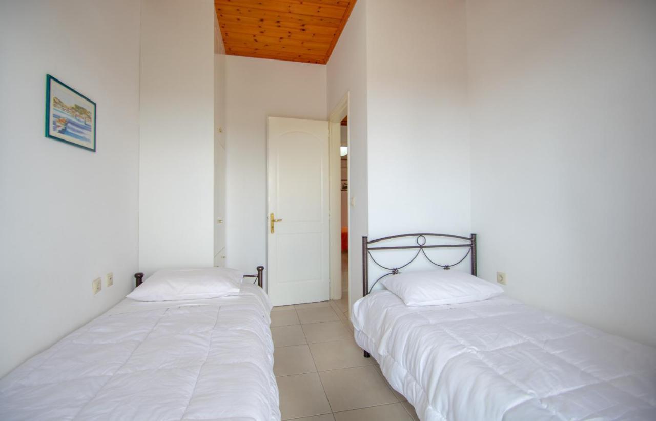 Family Private Homes & Sea View Lithakia  Exterior photo