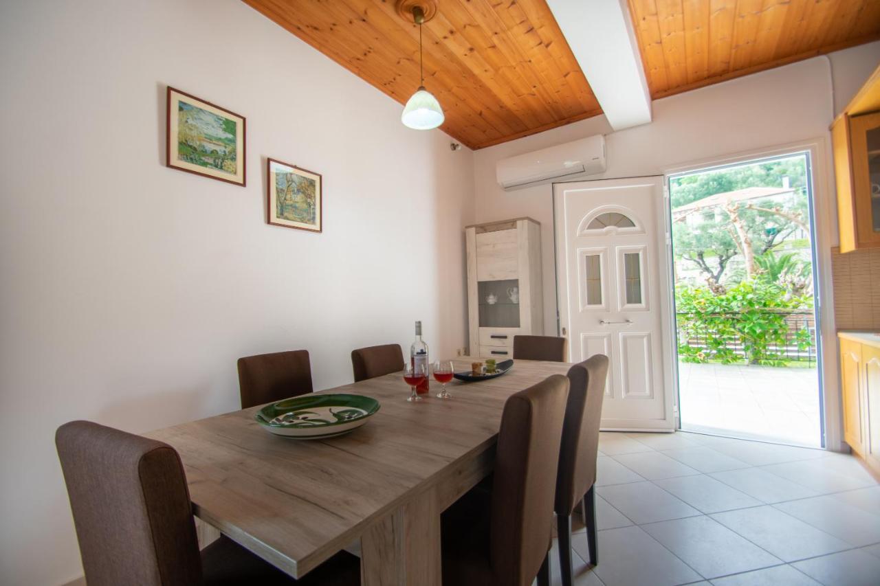 Family Private Homes & Sea View Lithakia  Exterior photo